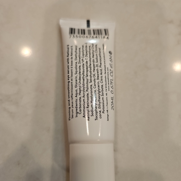 VERSO Super Eye Serum with Retinol 8 0.67oz - New - Picture 2 of 2